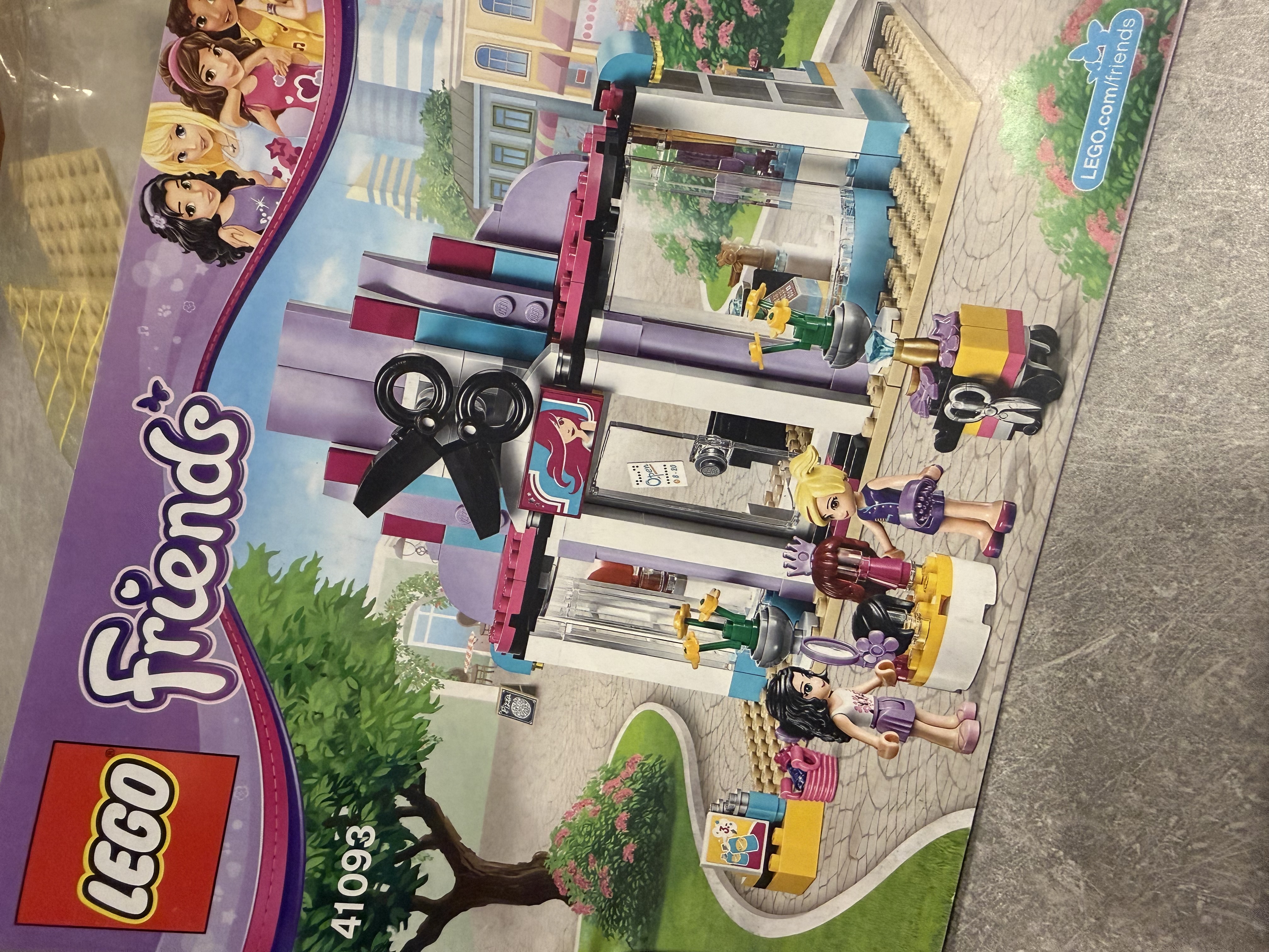 Lego Friends Kadeřnictví v Heartlake 41093