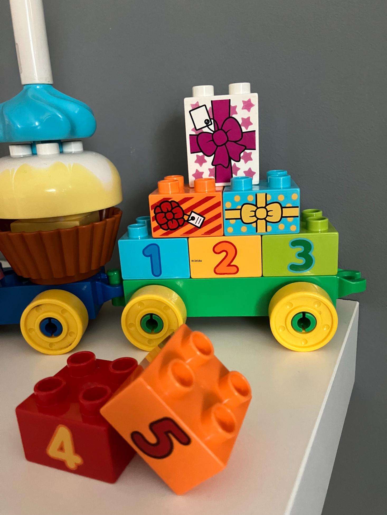 Lego® Duplo® 10597 Mickey a Minnie narozeninový vlak