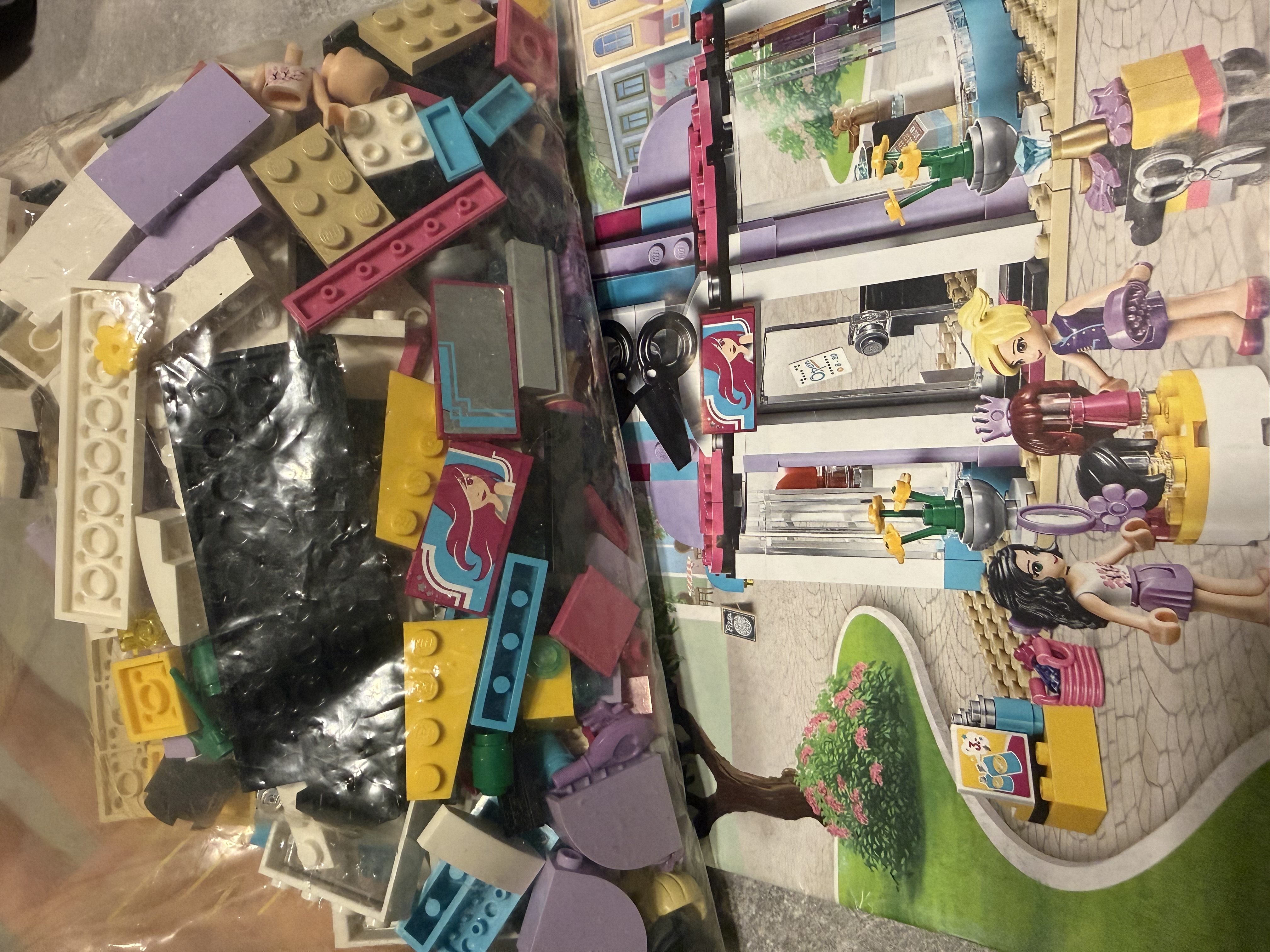 Lego Friends Kadeřnictví v Heartlake 41093
