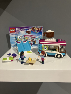 LEGO® Friends 41319 Dodávka s horkou čokoládou v zimním středisku