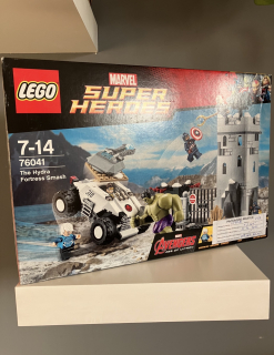 LEGO® Super Heroes 76041 Zkáza pevnosti Hydry
